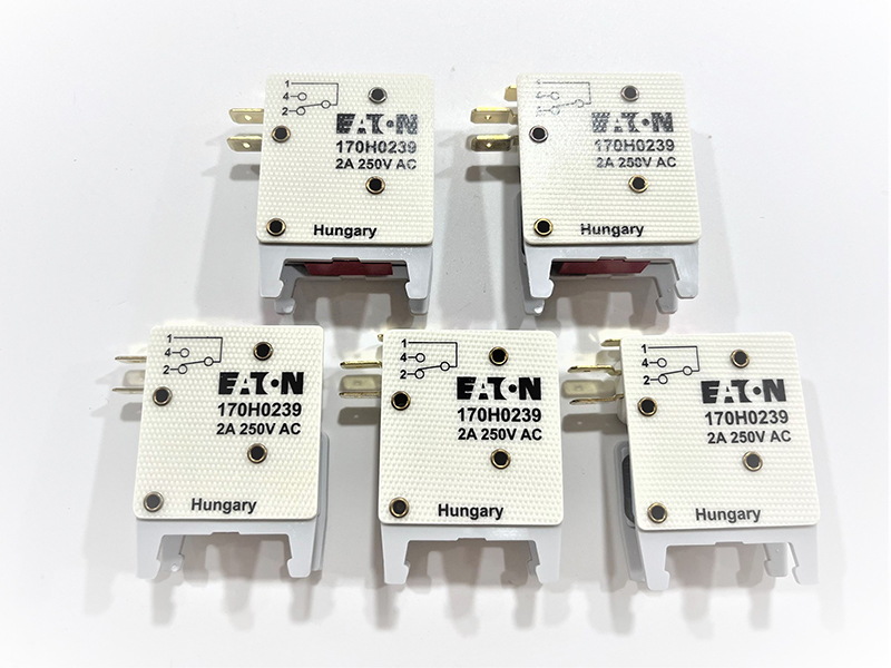 微動(dòng)開(kāi)關(guān)170H0239 250V 5A